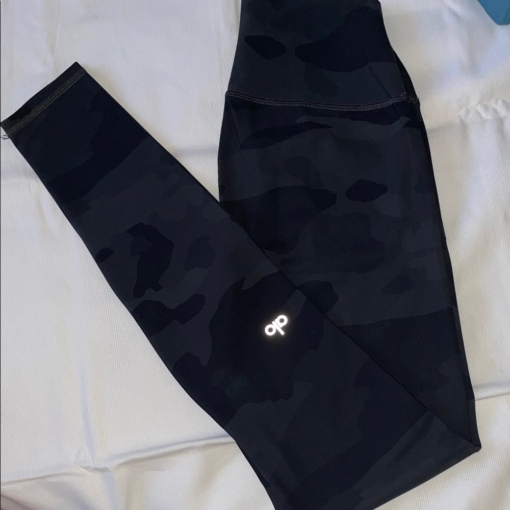 ALO High-Waist Camo Vapor Legging